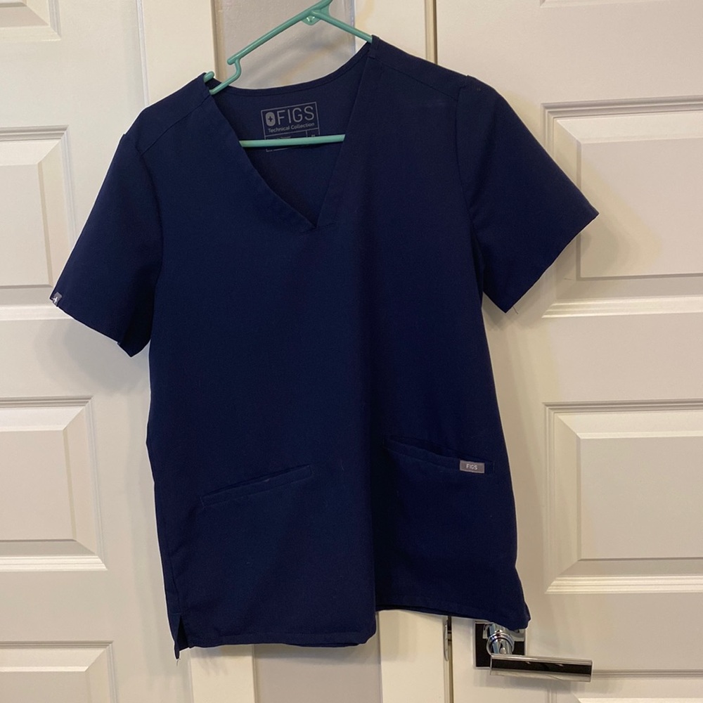 Figs scrub top 3 pocket navy blue
